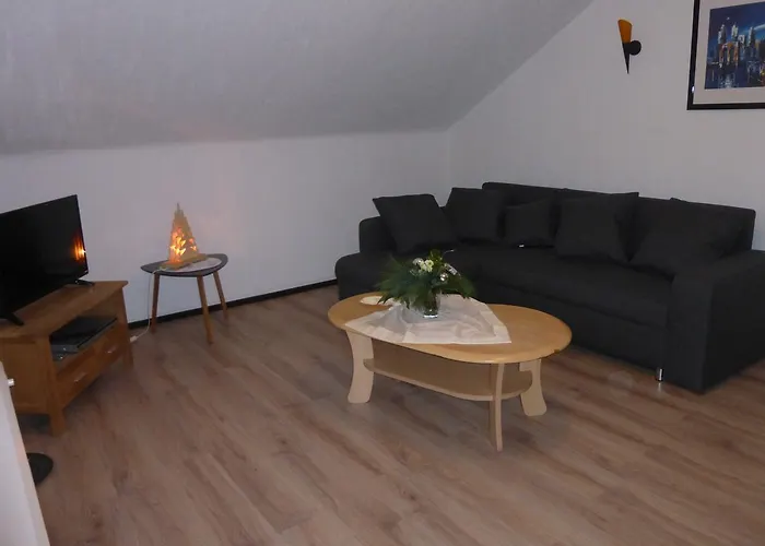 Schoenblick Apartment *